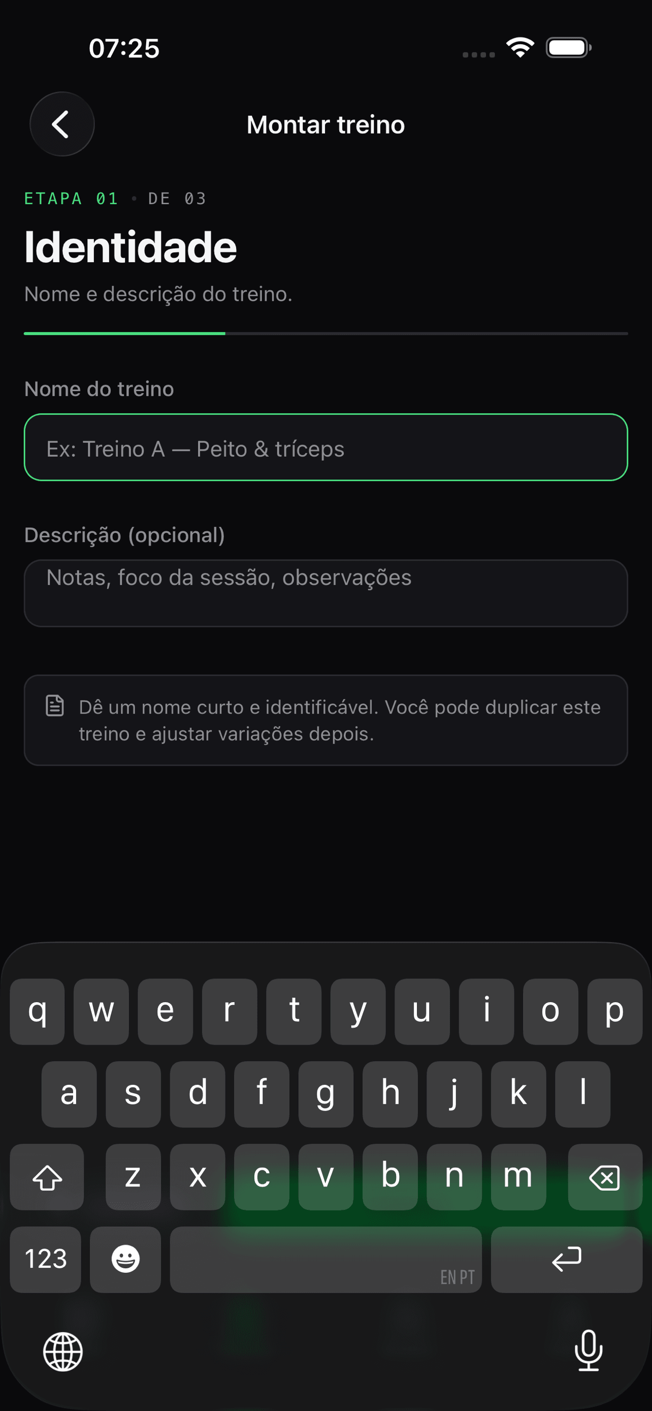 Tela do construtor de treinos mostrando exercícios sendo organizados